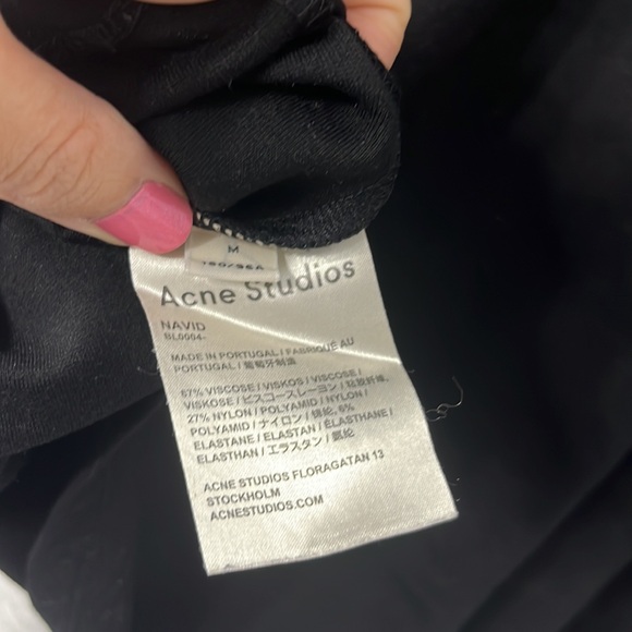 ACNE STUDIOS BLACK T-SHIRT - Picture 6 of 6